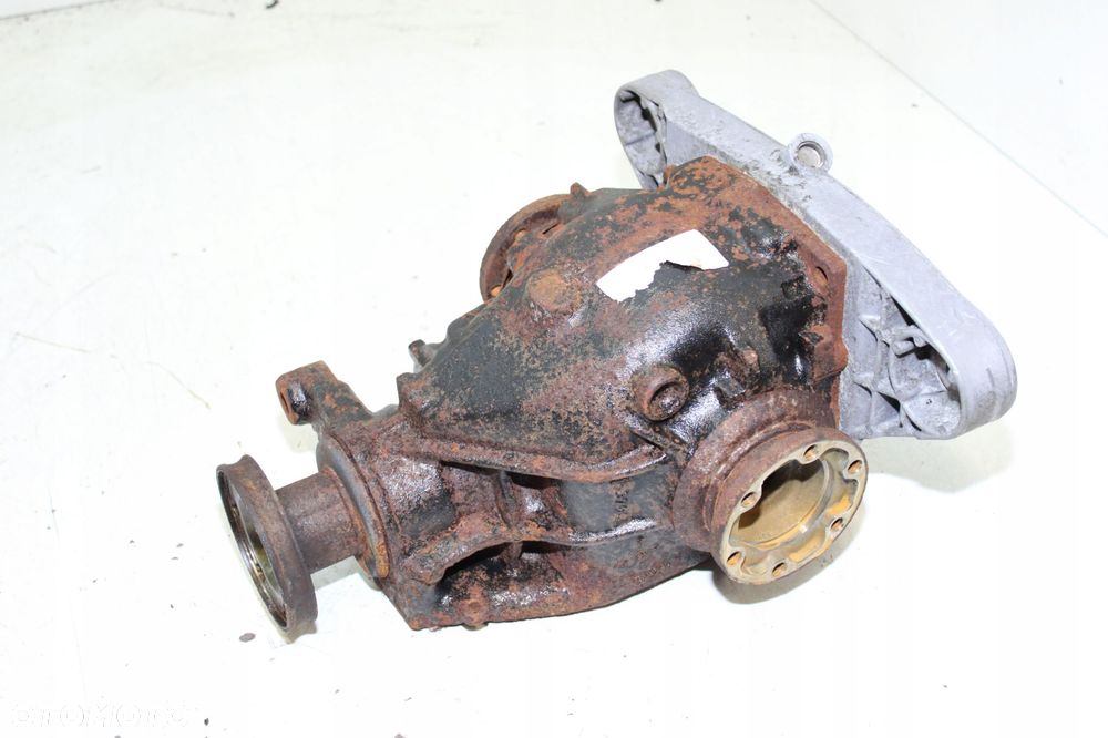 DYFER MOST TYŁ BMW 5 E39 528i 3.15 manual - 5