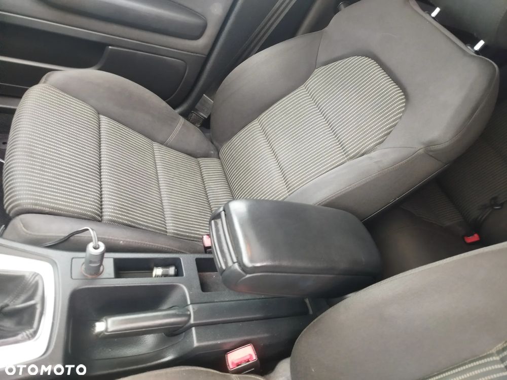 Audi A4 B7 komplet foteli S-Line - 3