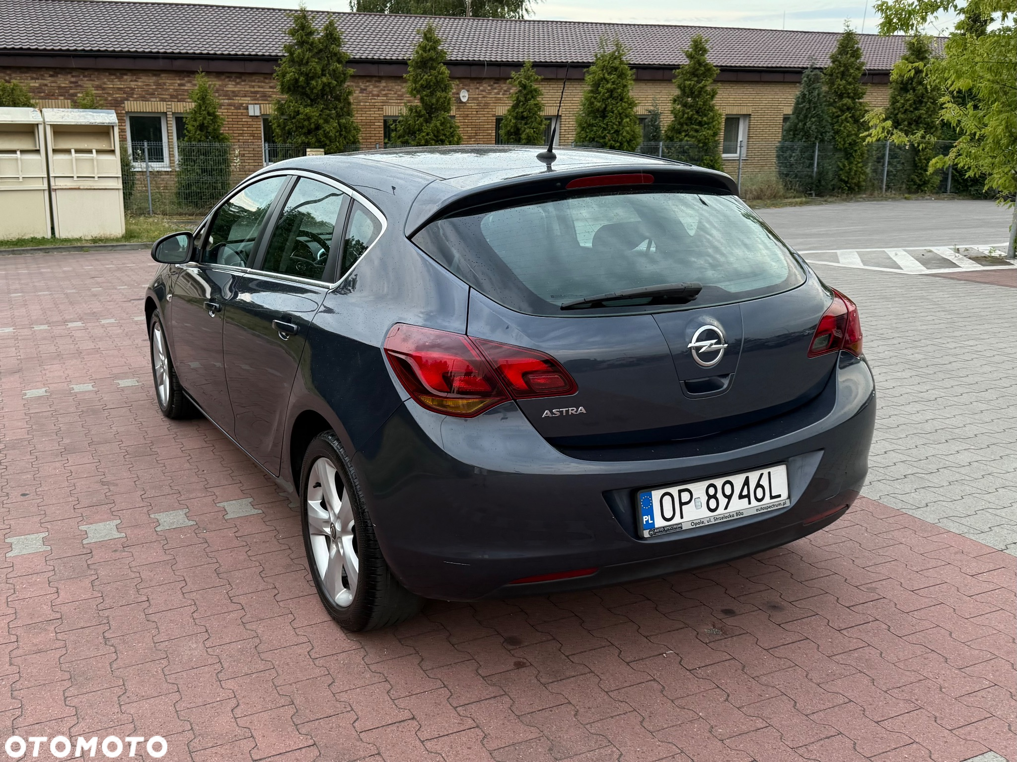 Opel Astra 1.6 - 12