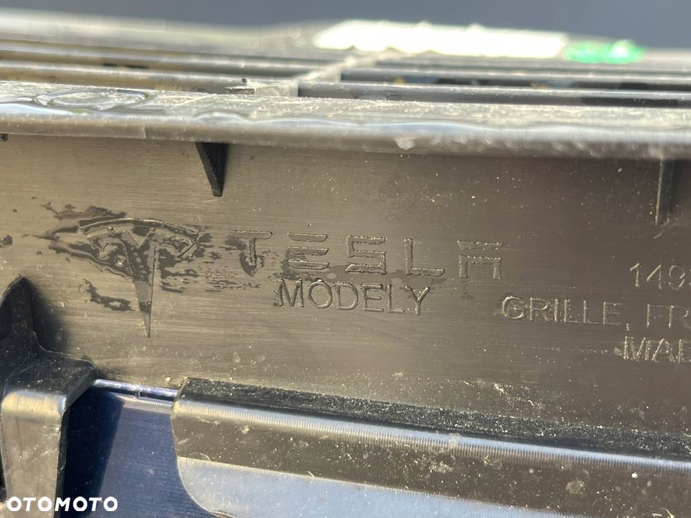Zderzak przedni TESLA MODEL Y kratka instalacja - 14