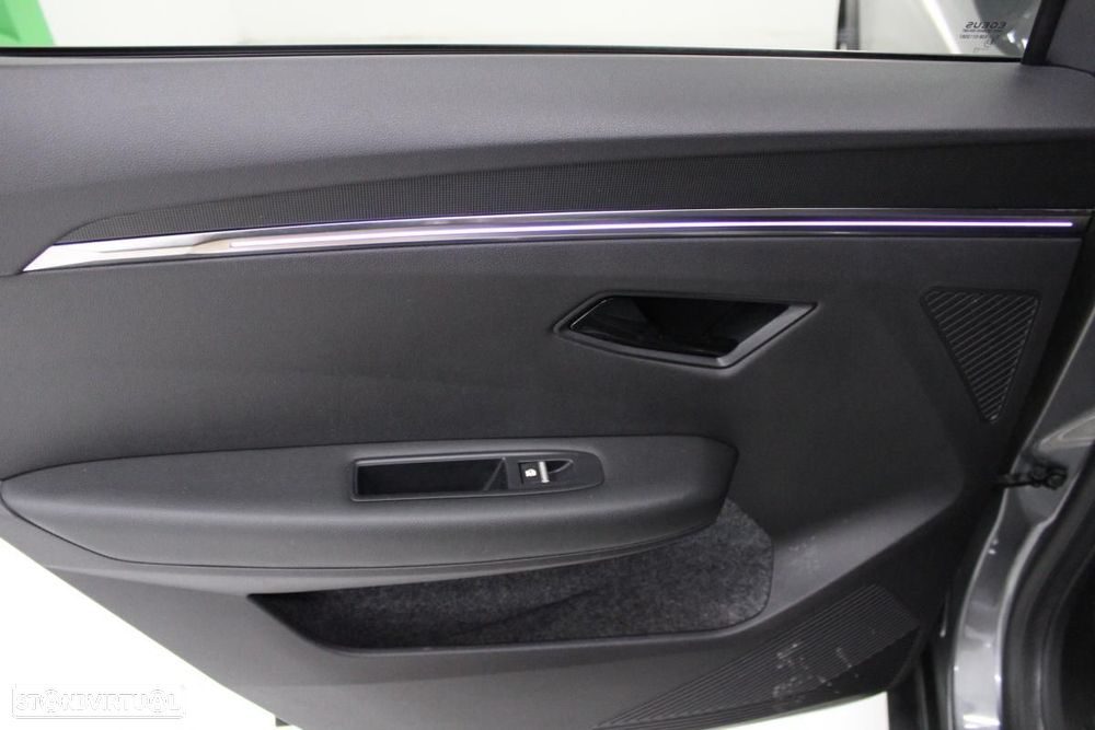 Renault Scénic E-Tech 220 Long Range Techno - 13