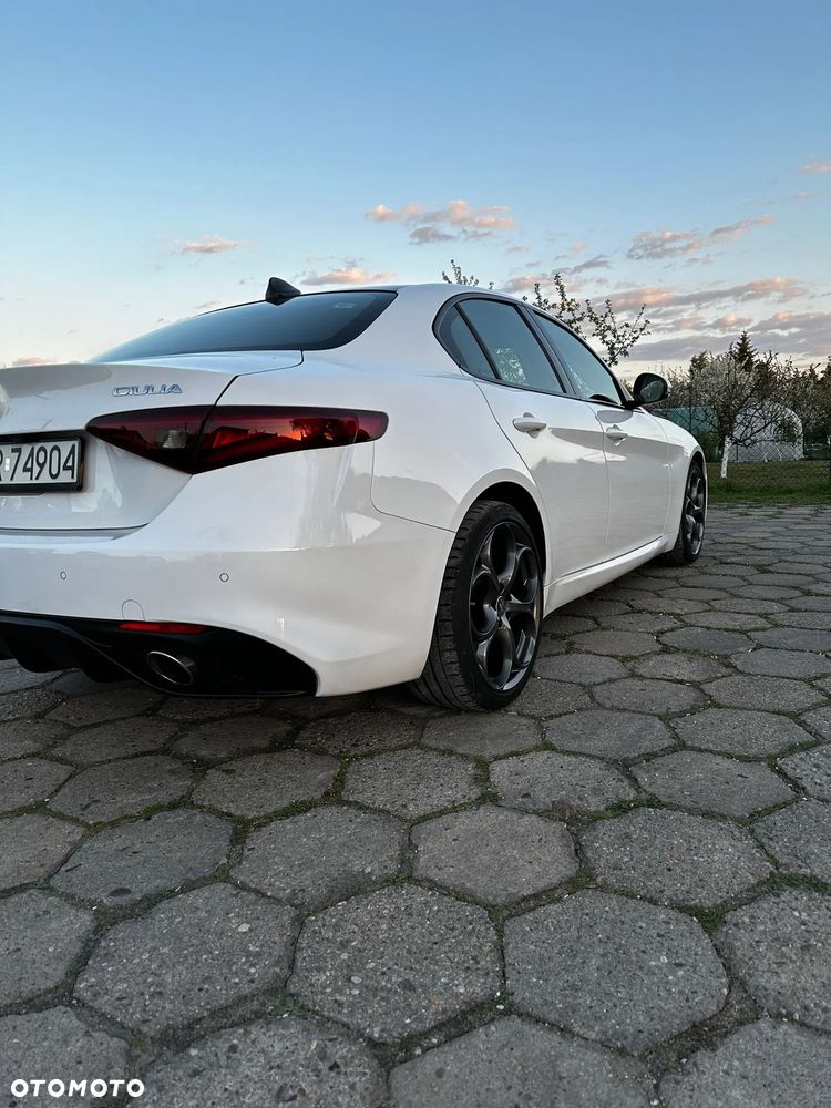 Alfa Romeo Giulia - 3