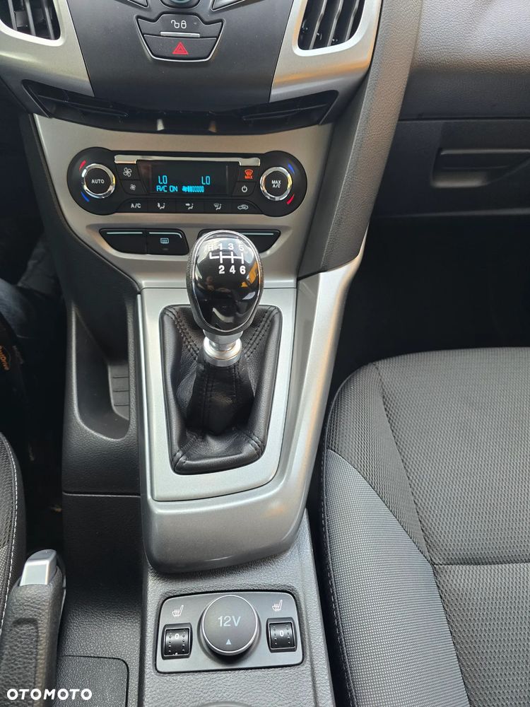 Ford Focus - 13