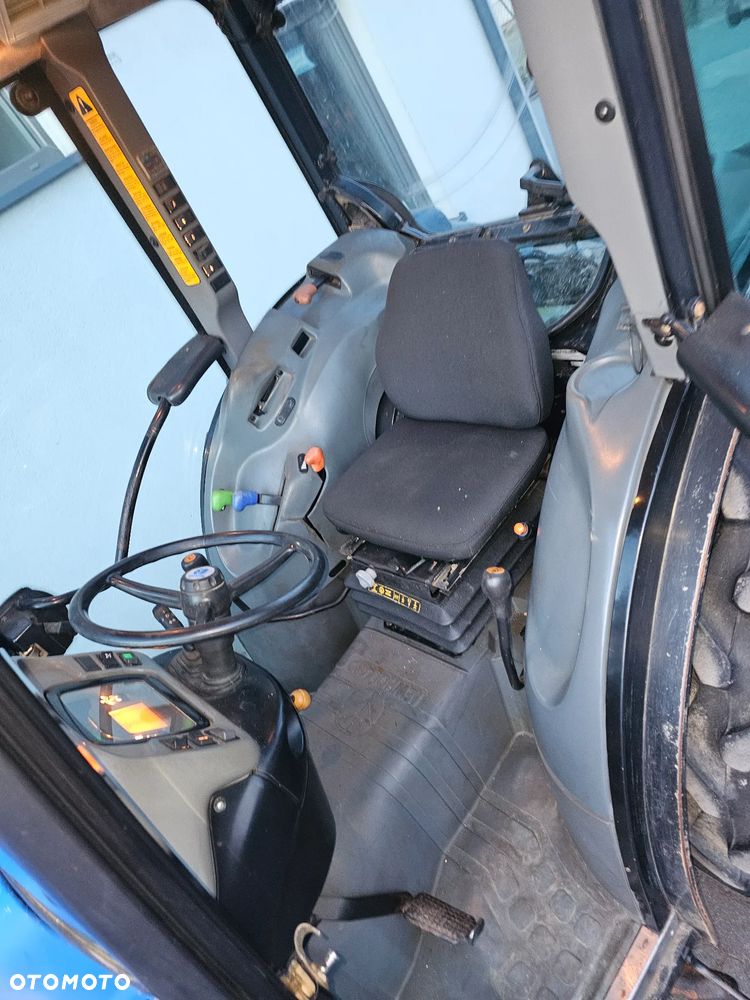 New Holland U2D6 ( w dokumentach) , model handlowy TN 85 FA - 13