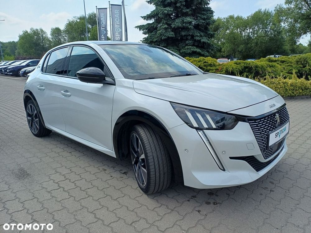Peugeot 208 - 3