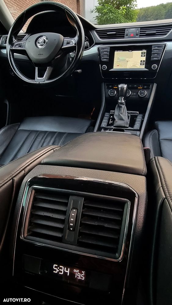 Skoda Superb 1.6 TDI DSG Ambition - 13
