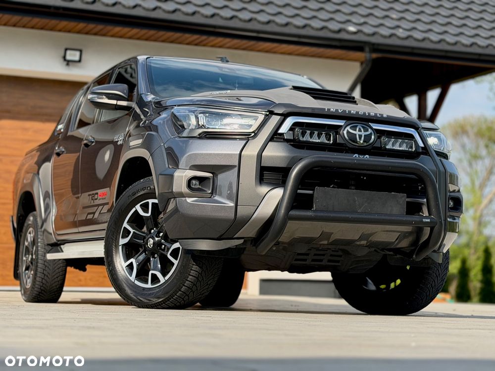Toyota Hilux 2.8 D-4D Double Cab Invincible Sport 4x4 - 39