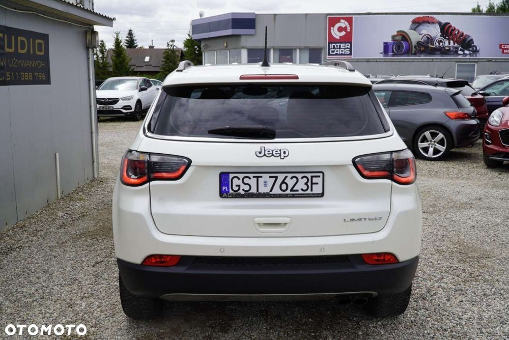 Jeep Compass 1.4 MultiAir Limited - 32