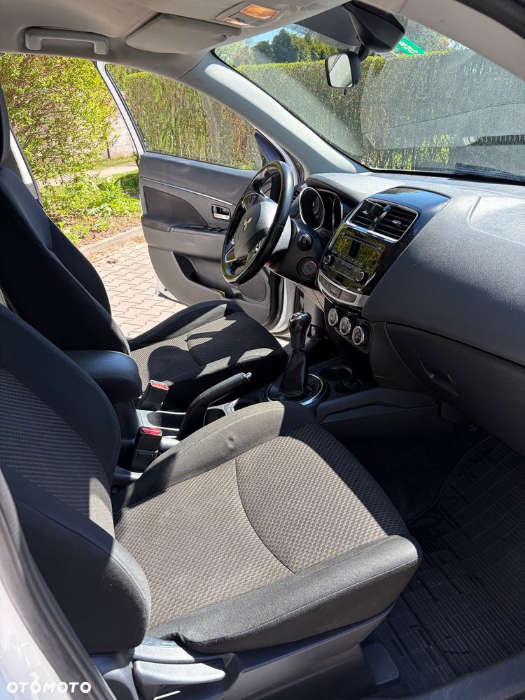 Mitsubishi ASX 1.6 Invite EU6 - 8