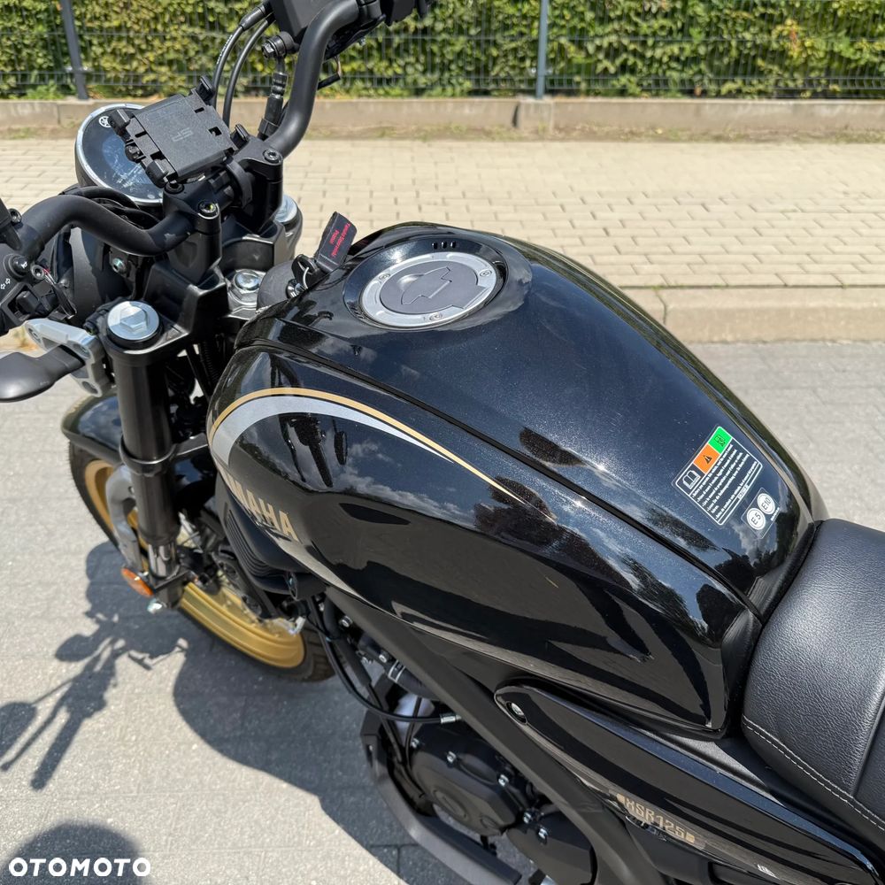 Yamaha XSR - 8