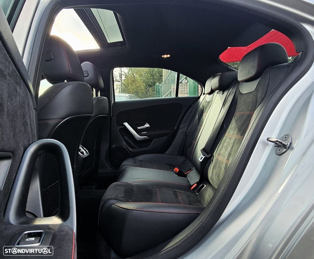 Mercedes-Benz A 180 d 7G-DCT AMG Line - 16