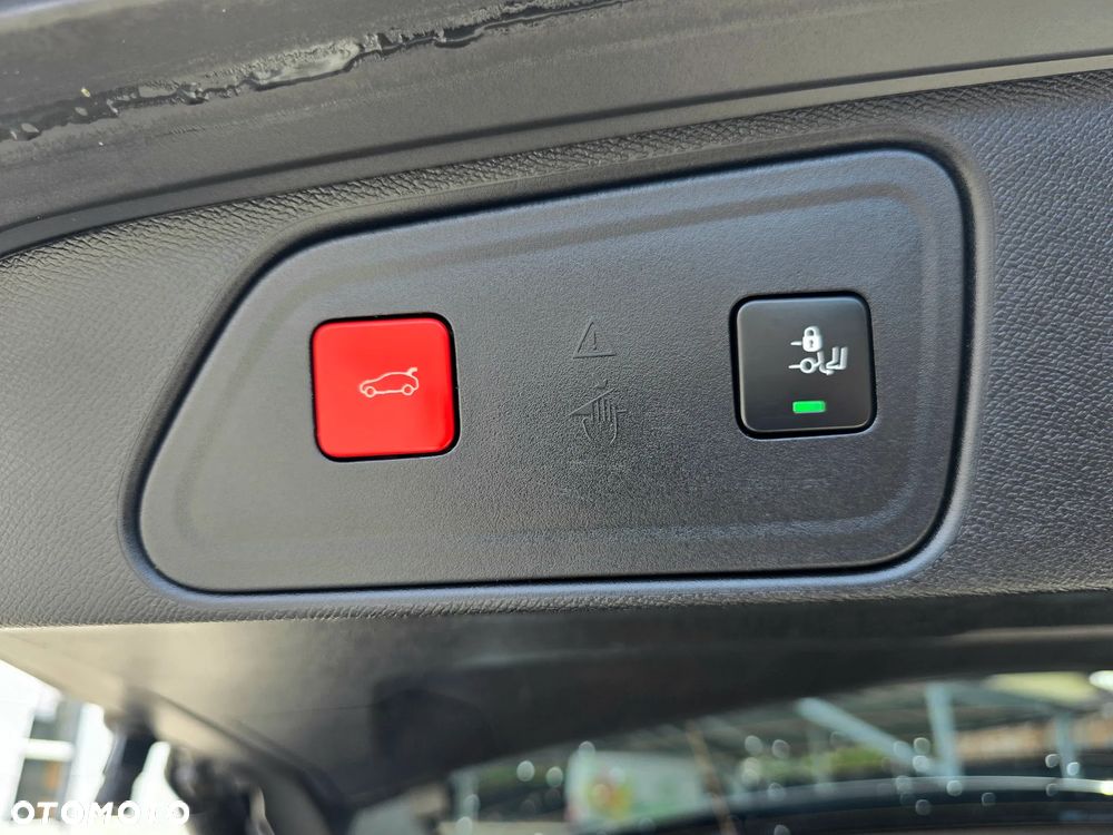 Peugeot 3008 1.6 PureTech Hybrid PHEV GT Pack S&S EAT8 - 10