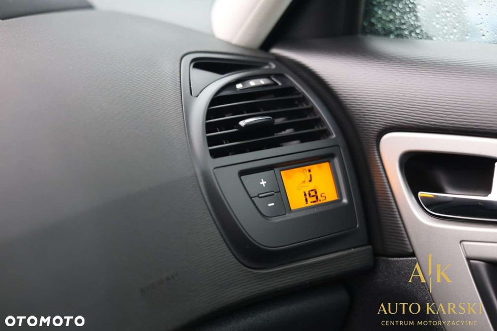 Citroën C4 Picasso - 30