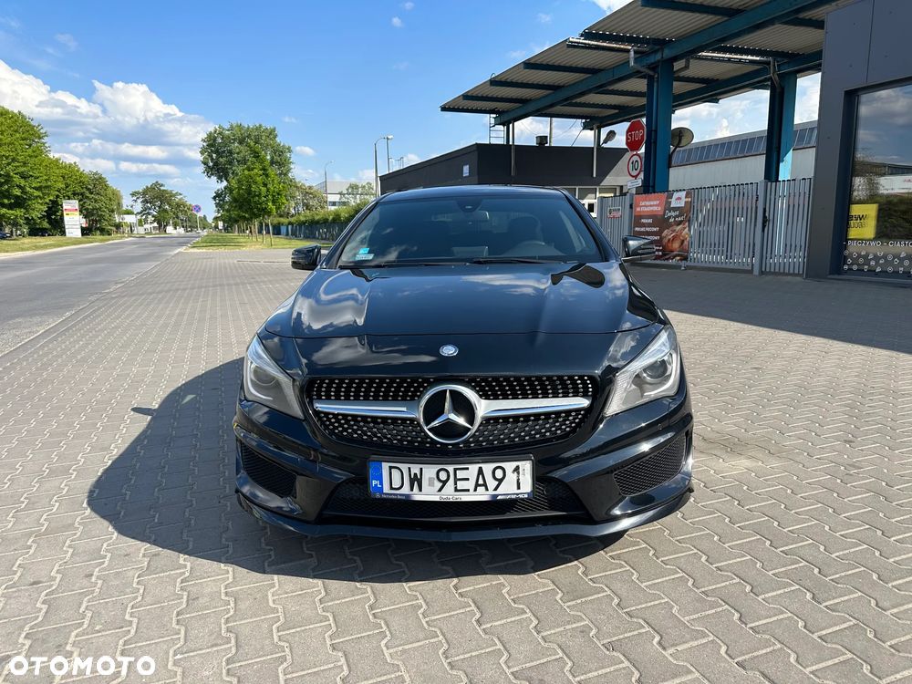 Mercedes-Benz CLA 200 7G-DCT AMG Line - 3