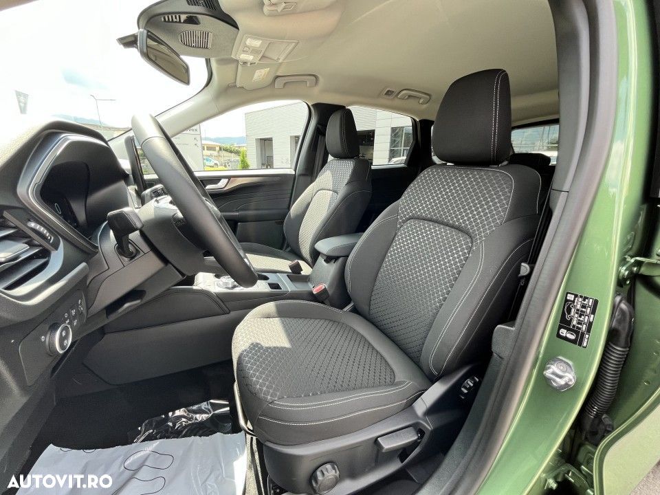 Ford Kuga - 17