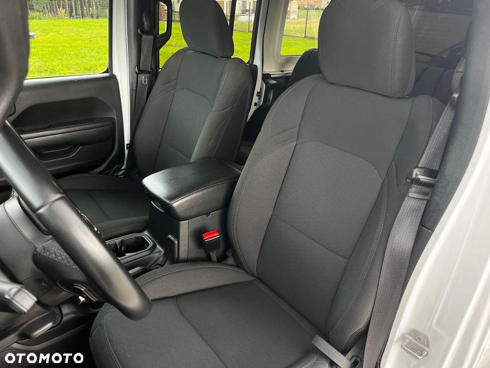 Jeep Wrangler Unlimited GME 2.0 Turbo Freedom - 10