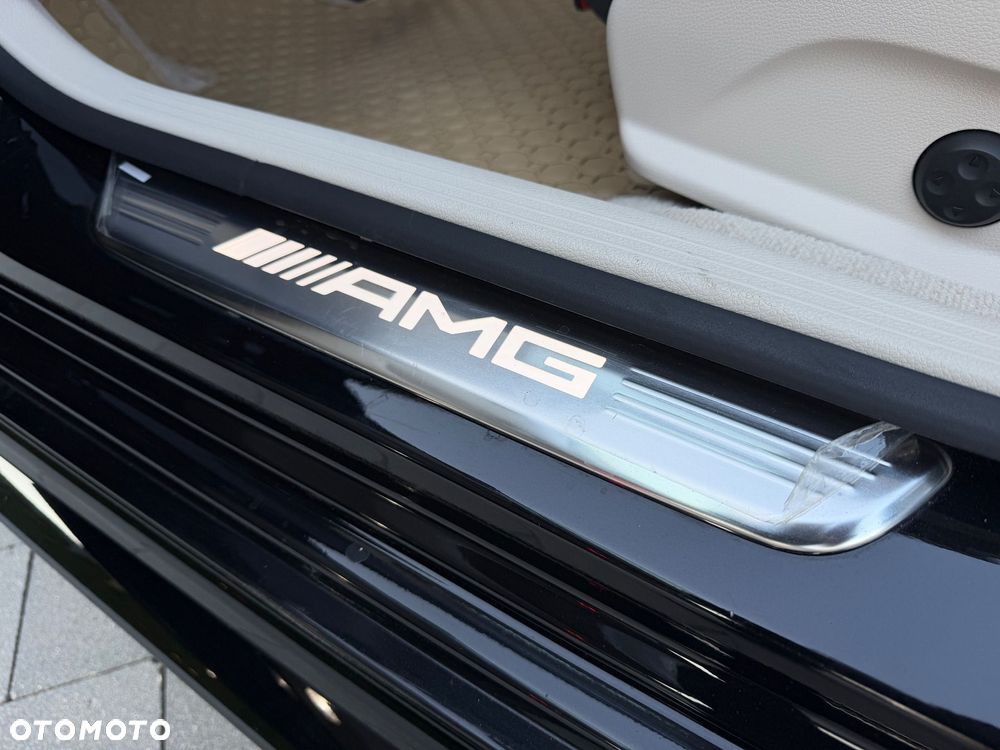 Mercedes-Benz AMG GT 43 4-Matic+ Special Edition Red - 13