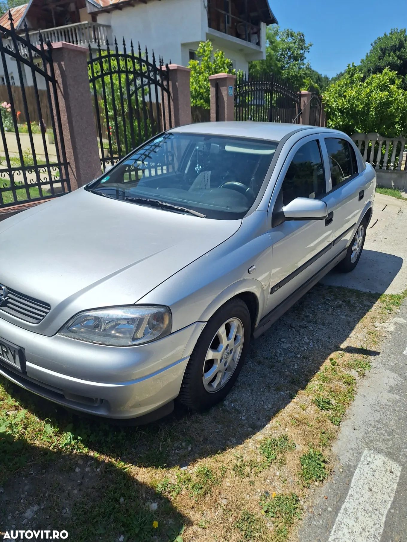 Opel Astra Classic 1.6i - 1