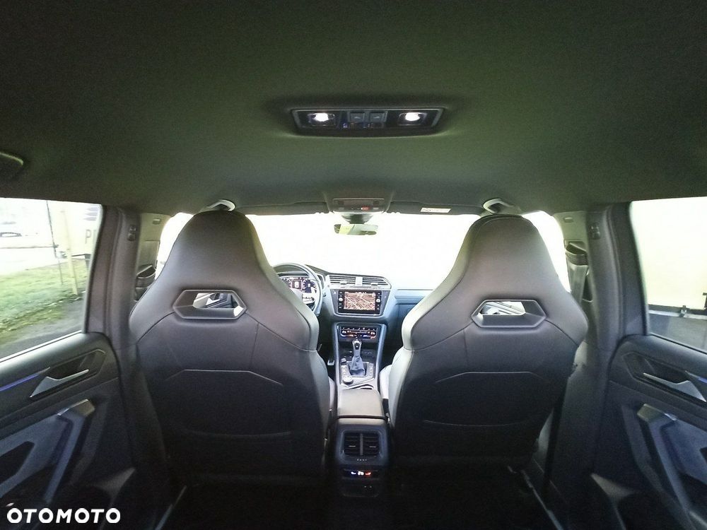 Volkswagen Tiguan - 10