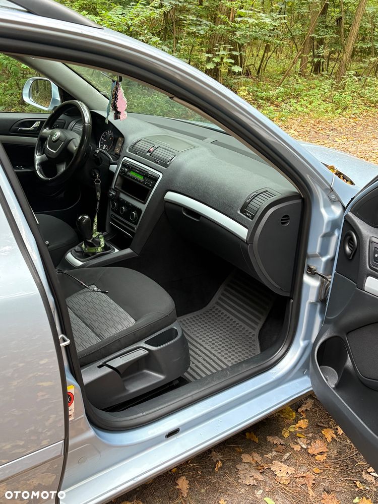 Skoda Octavia 2.0 TDI Ambiente - 12