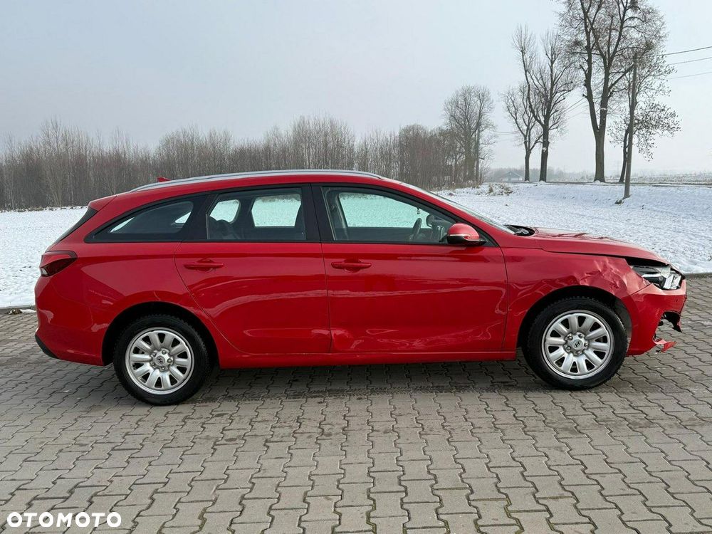 Hyundai i30 1.5 DPI Comfort - 5