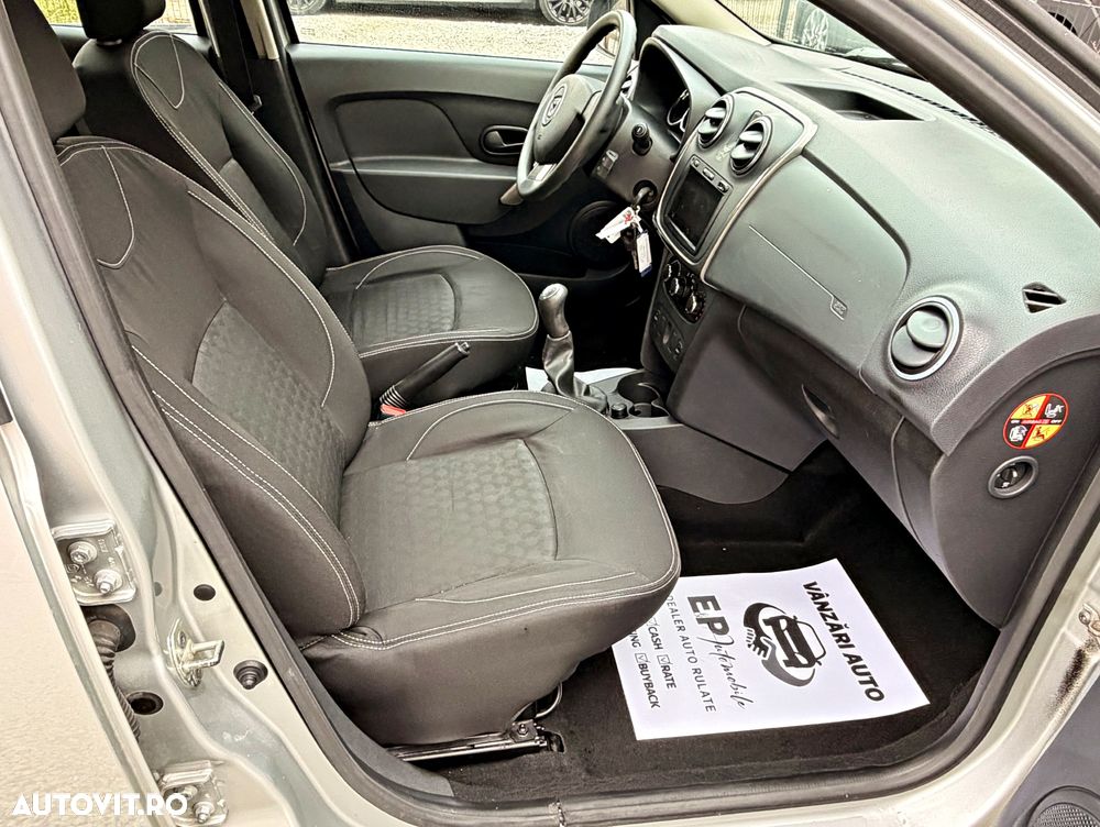 Dacia Sandero TCe 90 S&S Celebration - 13