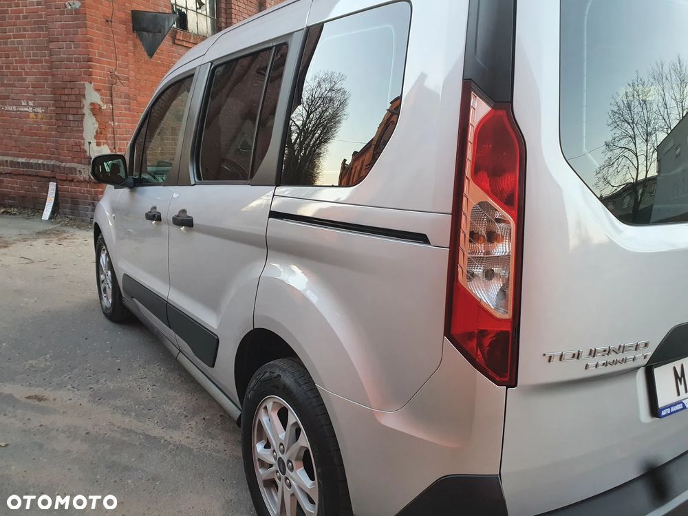 Ford Tourneo Connect 1.5 EcoBlue Active - 6