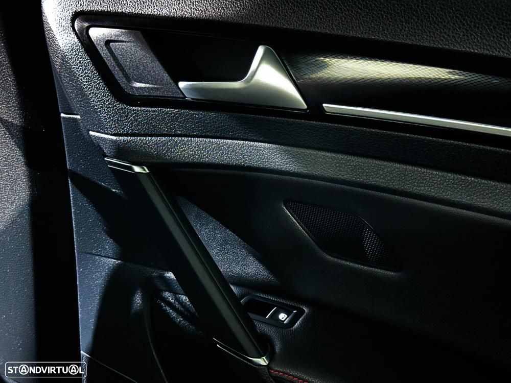 VW Golf GTI (BlueMotion ) DSG - 20