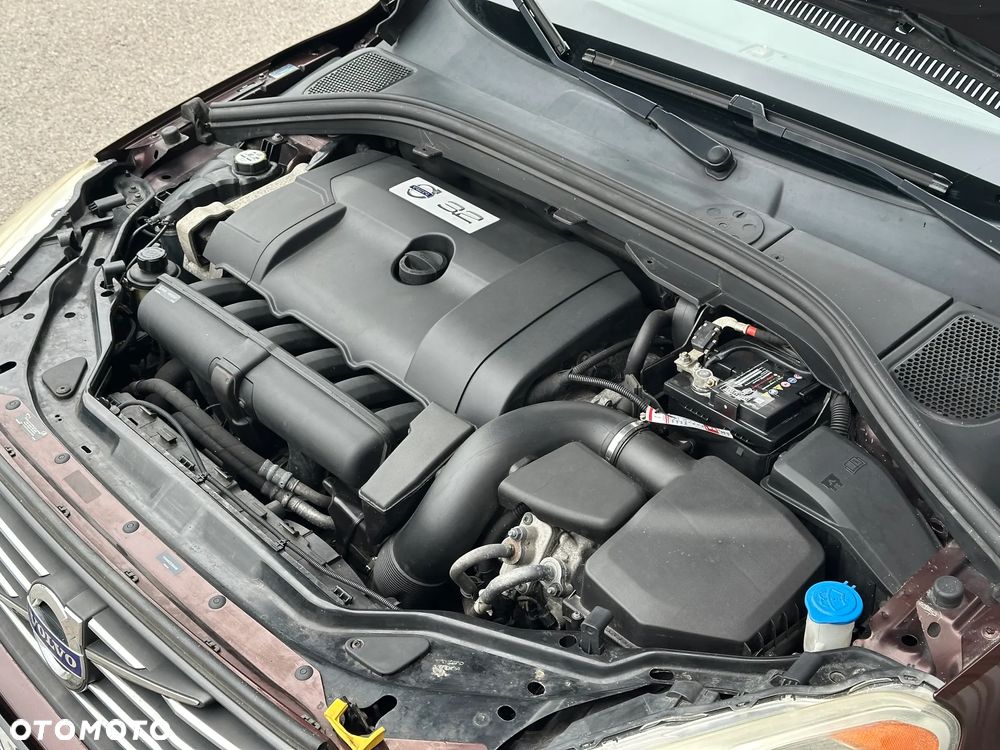 Volvo XC 60 3.2 AWD RDesign - 28