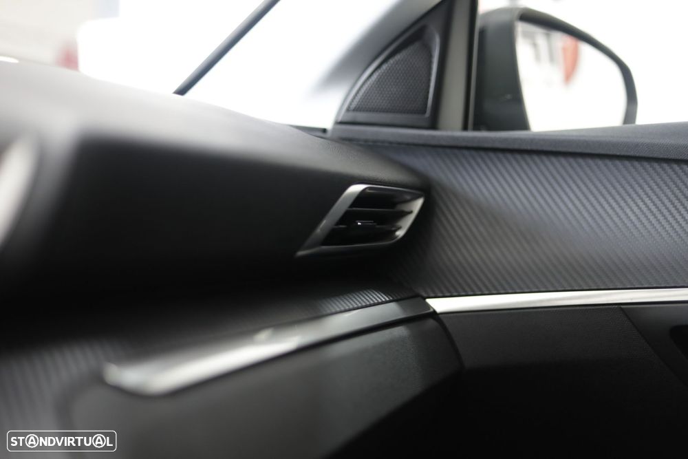 Peugeot 3008 1.5 BlueHDi Active - 15