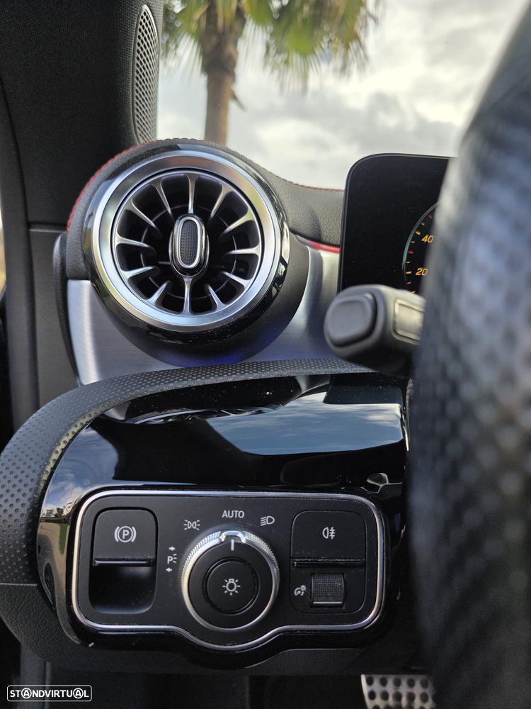 Mercedes-Benz CLA 250 e 8G-DCT Edition AMG Line - 26