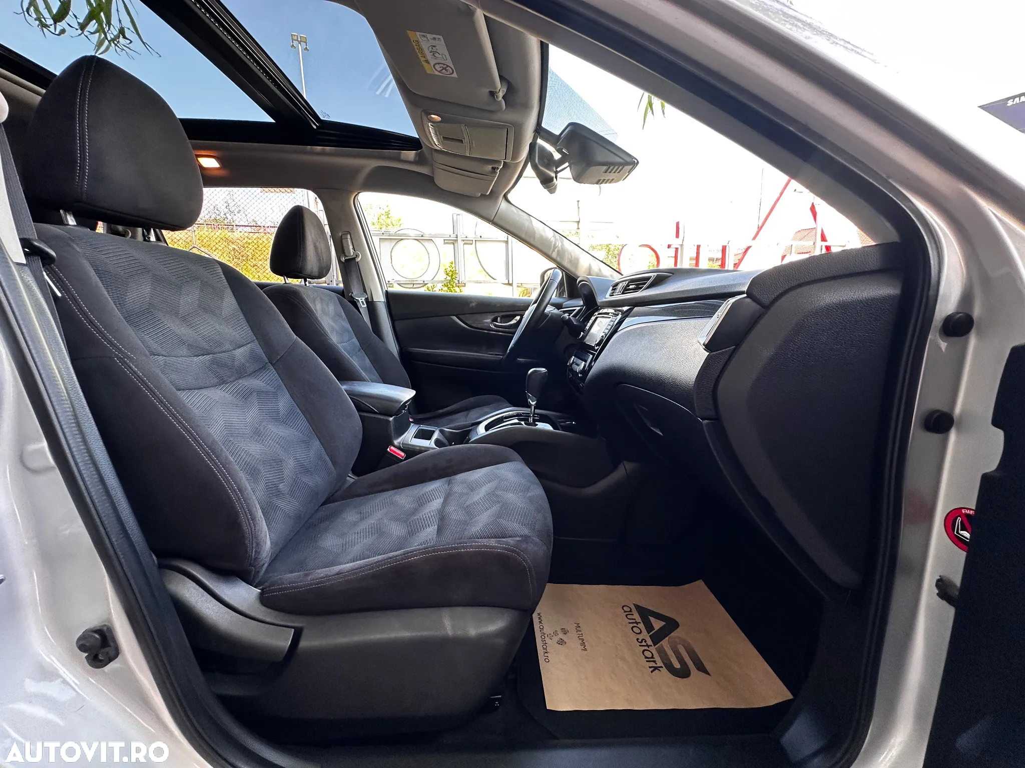 Nissan X-Trail 1.6 dCi Xtronic N-Connecta - 19