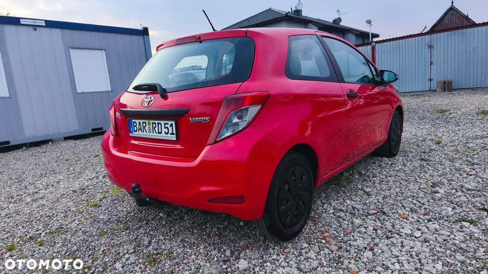 Toyota Yaris - 7