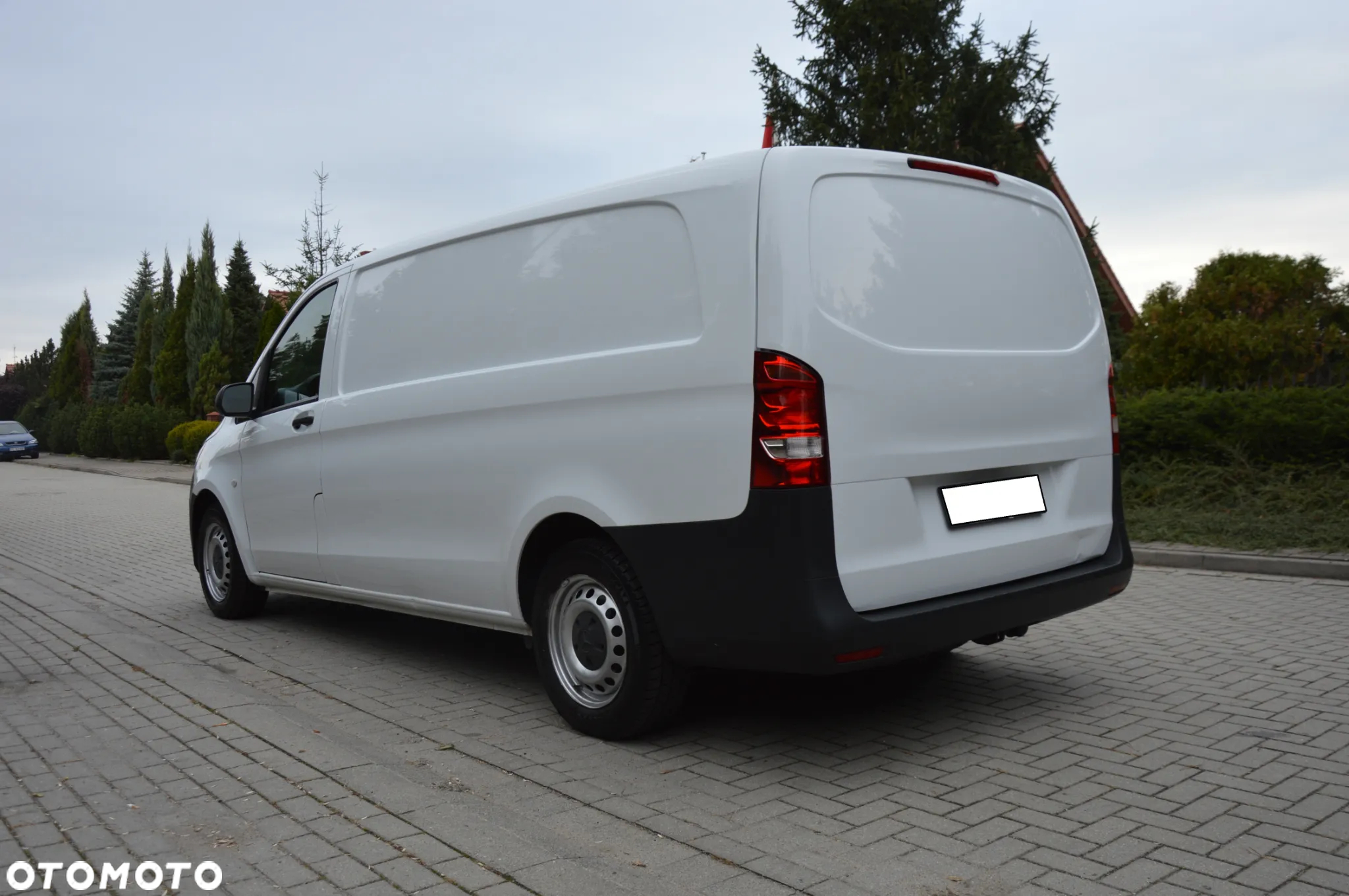 Mercedes-Benz VITO - 13