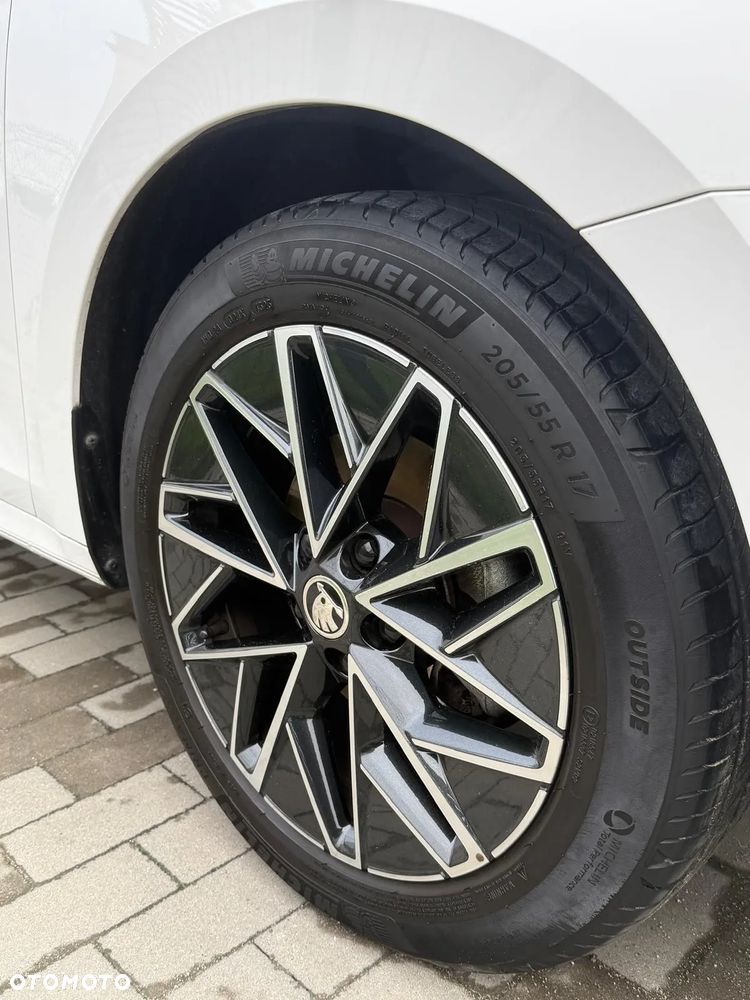 Skoda Octavia 2.0 TDI Style DSG - 9