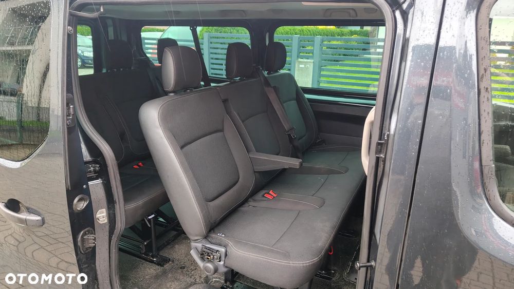 Renault Trafic - 12