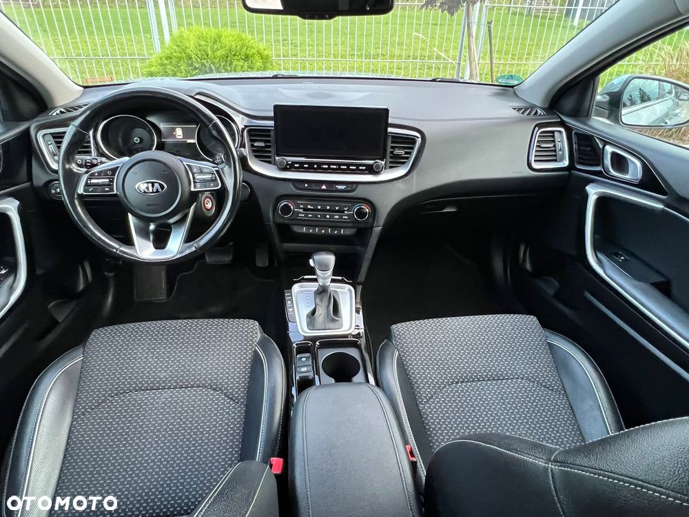 Kia XCeed 1.6 CRDi mHEV Prestige Line DCT - 34