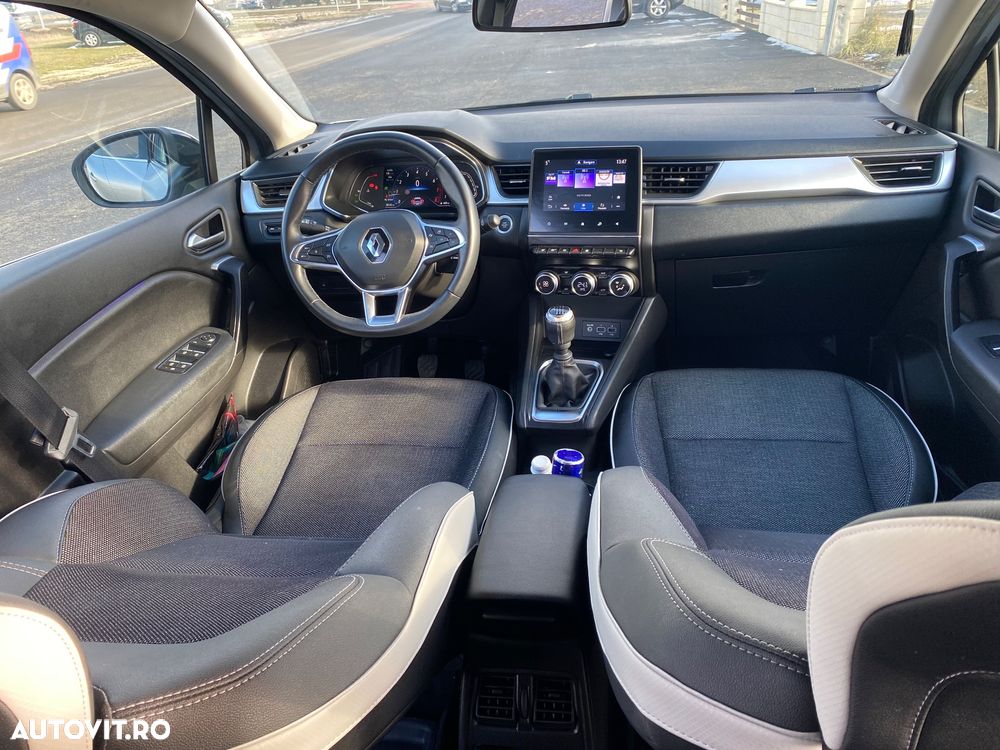 Renault Captur MHEV 140 Techno - 6