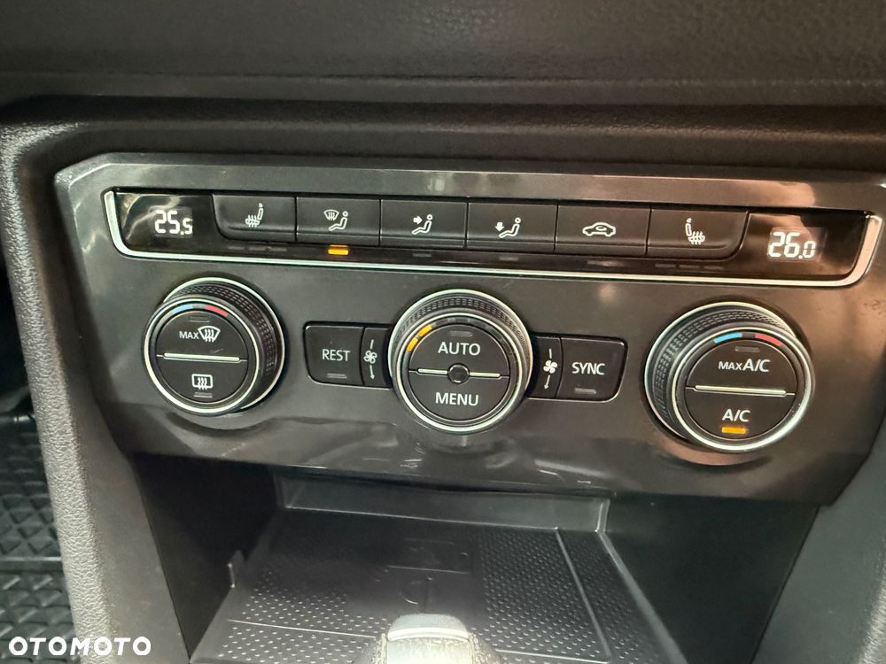 Volkswagen Tiguan Allspace 2.0 TDI SCR DSG Life - 28