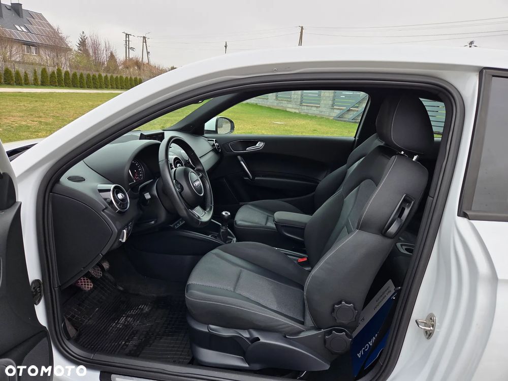 Audi A1 3-drzwiowe 1.2 TFSI S line edition m S line Sportpaket - 6