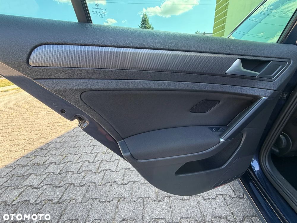 Volkswagen Golf Sportsvan 1.2 TSI BlueMotion Technology Lounge - 31