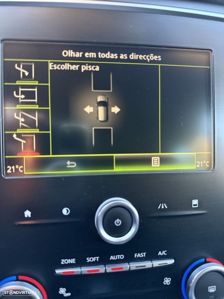 Renault Mégane 1.5 dCi Bose Edition - 18