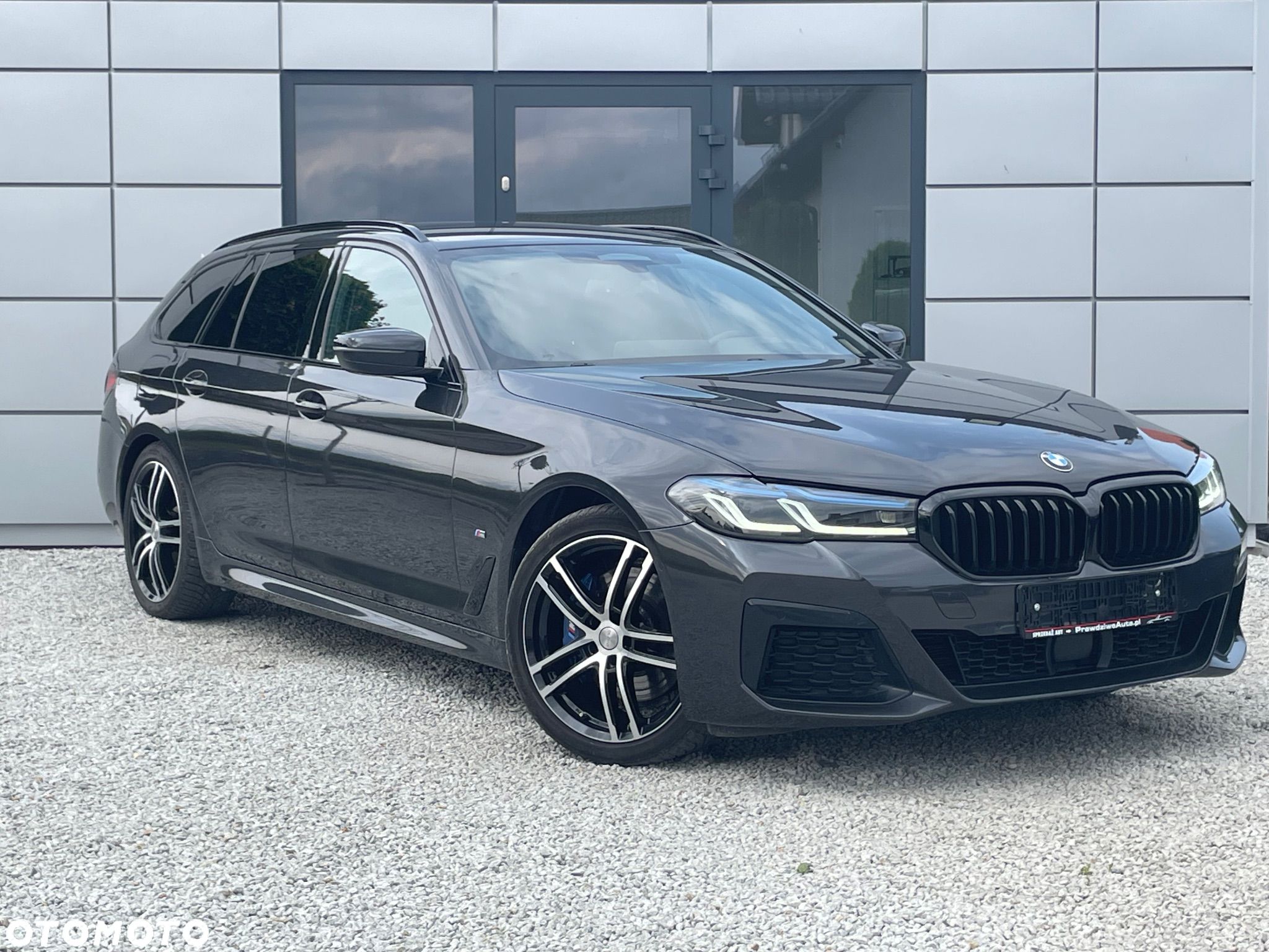 BMW Seria 5 530e M Sport Edition - 1