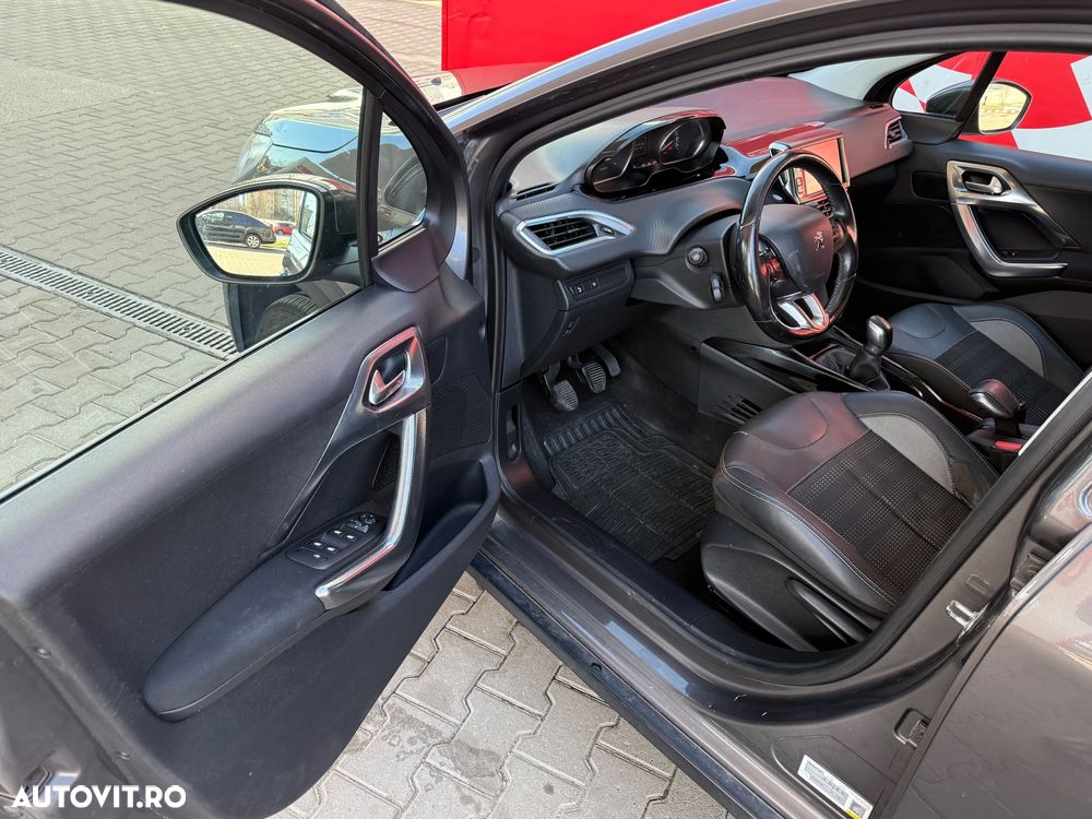 Peugeot 2008 PureTech 110 Stop&Start Style - 10