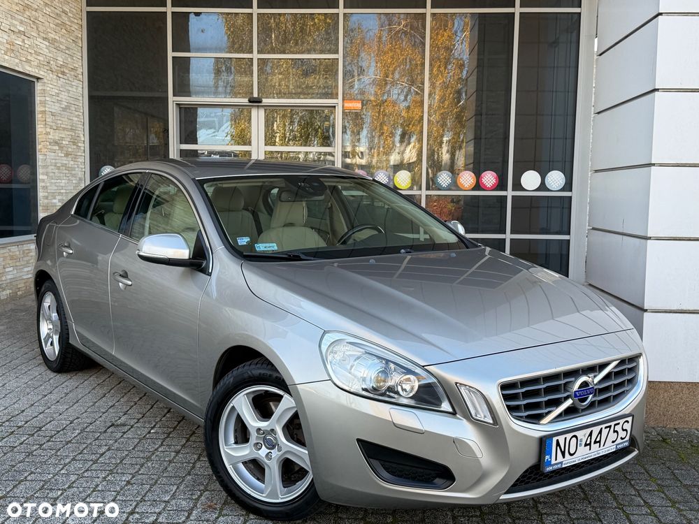 Volvo S60 - 33