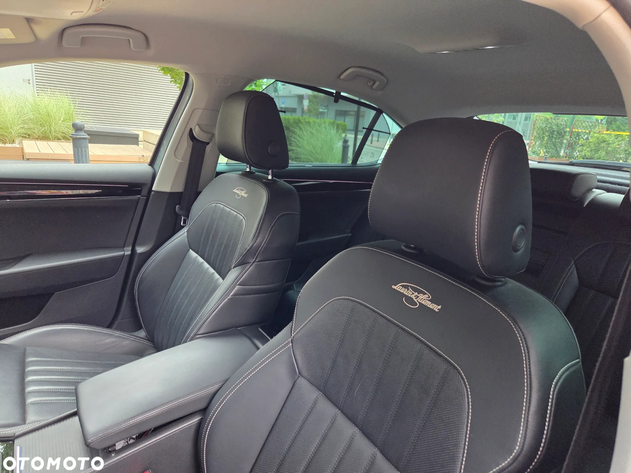 Skoda Superb 2.0 TDI SCR L&K DSG - 14
