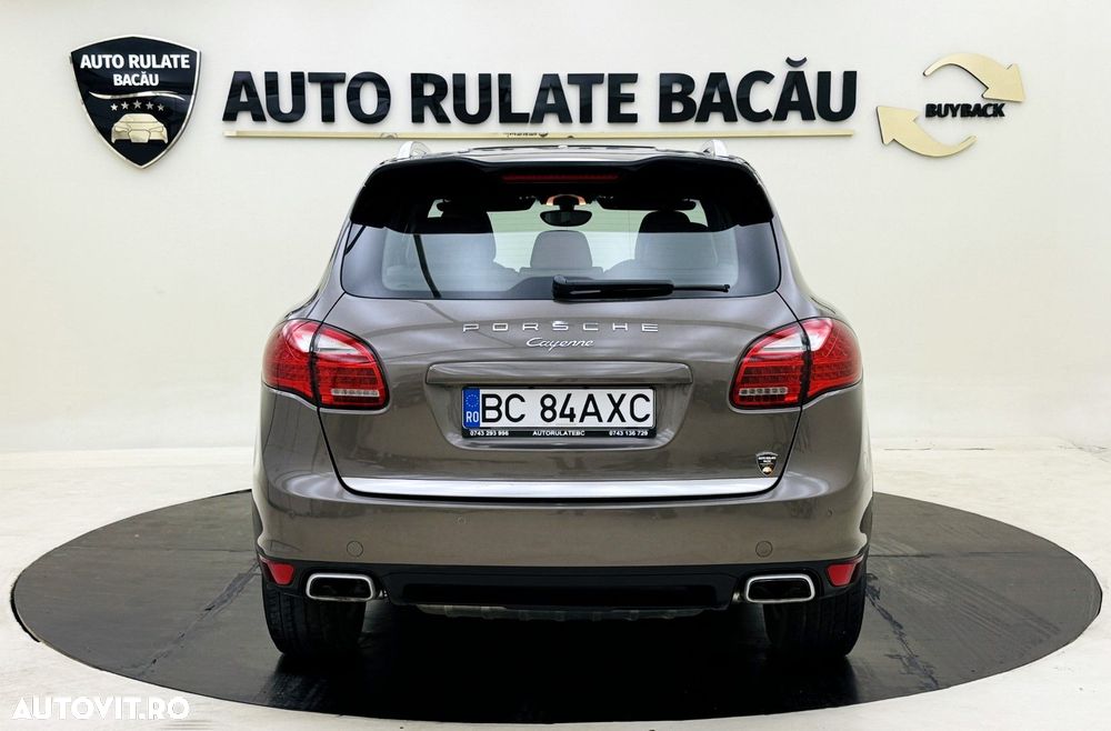 Porsche Cayenne - 11