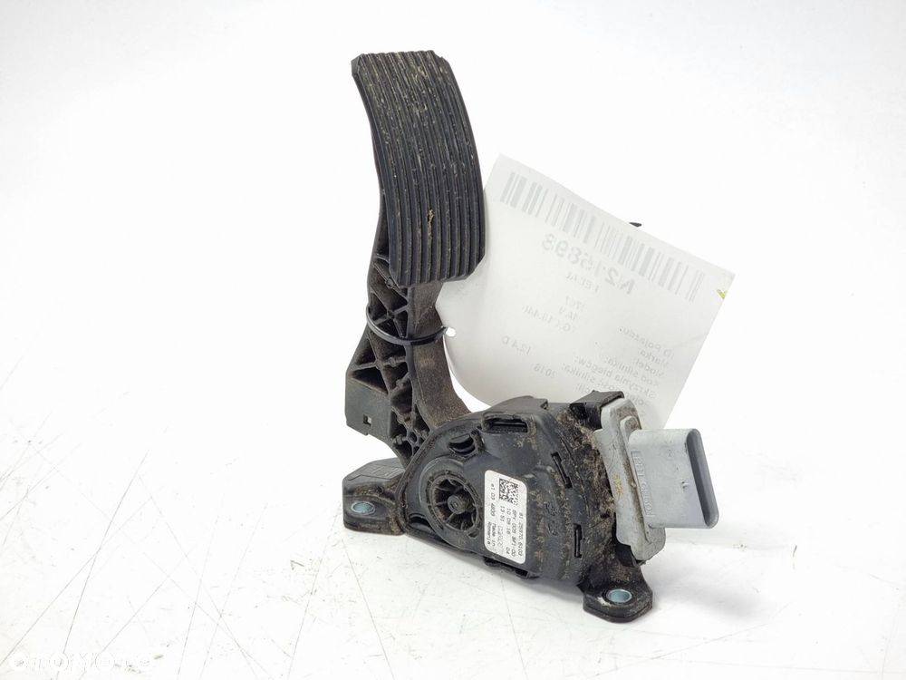 PEDAŁ MAN TGX 18.440 81.25970.6103 - 1