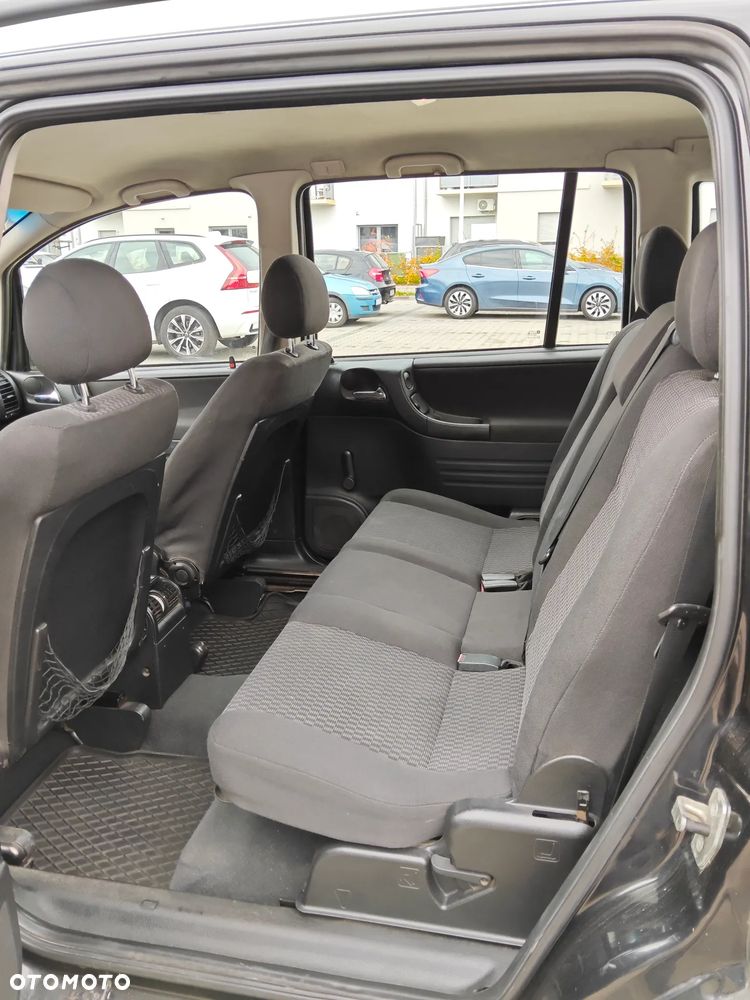 Opel Zafira 2004 photo 3
