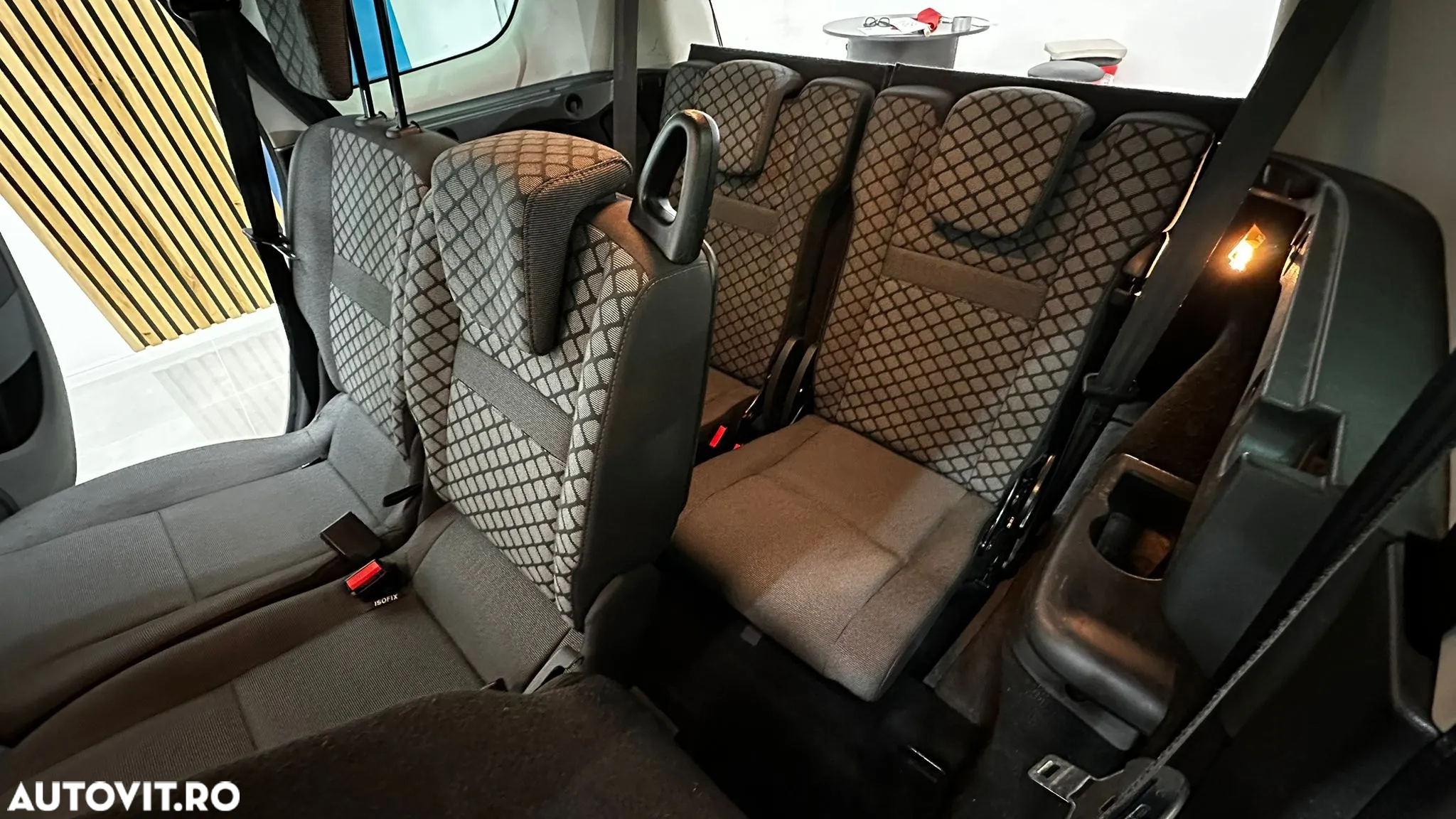 Renault Grand Scenic - 9